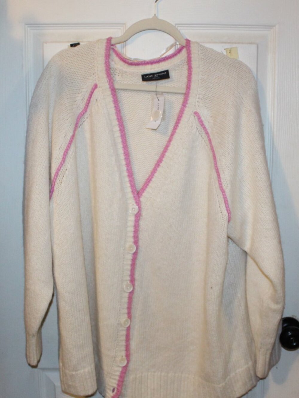 Share NWT Lane Bryant button front cardigan Super soft, pretty colors size 26W